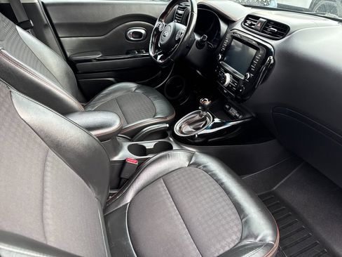 Used 2018 Kia Soul ! w/ Tech Package image 16