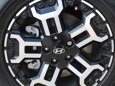 Used 2025 Hyundai Santa Cruz XRT image 24