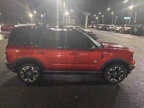 Used 2023 Ford Bronco Sport Outer Banks w/ Tech Package image 4