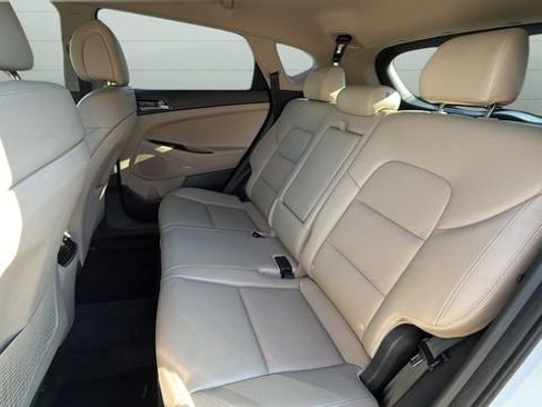 Used 2018 Hyundai Tucson SEL Plus w/ Cargo Package image 18