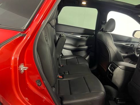 Used 2024 INFINITI QX50 Sport image 31