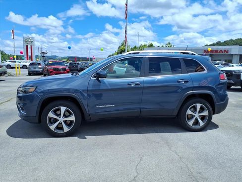 Used 2020 Jeep Cherokee Limited AWD/4WD image 9