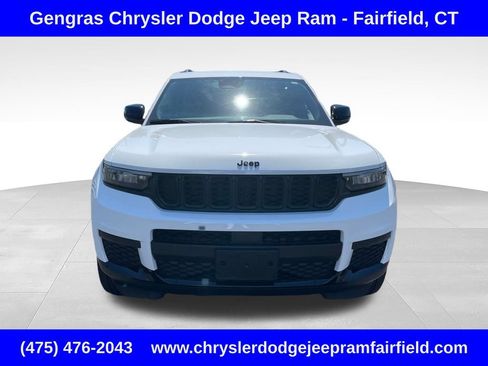 Certified 2023 Jeep Grand Cherokee L Laredo AWD/4WD image 2