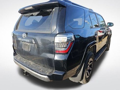 Used 2024 Toyota 4Runner TRD Off-Road Premium image 4