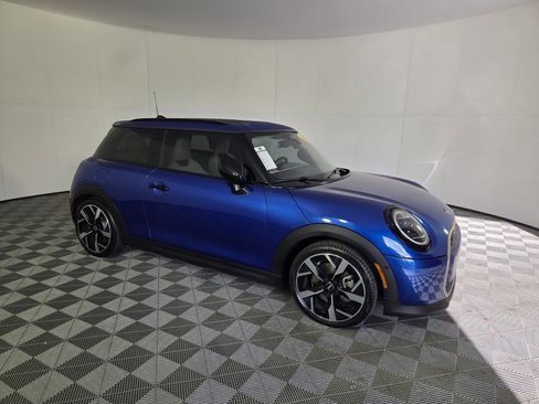 Used 2025 MINI Cooper S image 2