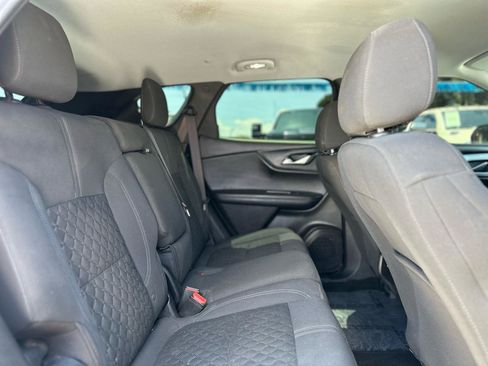 Used 2021 Chevrolet Blazer LT FWD image 16