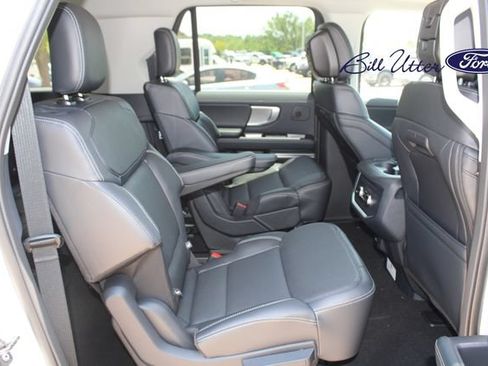 New 2027 Ford Expedition Max Platinum w/ Driver's Package AWD/4WD image 9