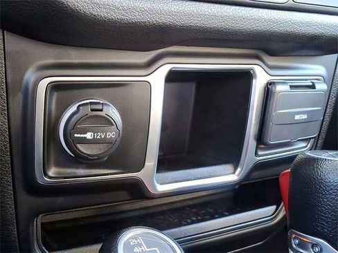 Used 2024 Jeep Gladiator Sport image 24