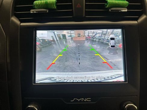 Used 2020 Ford Fusion SE w/ Equipment Group 151A FWD image 26
