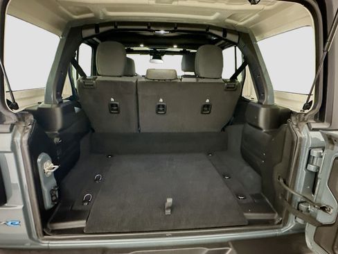 Used 2024 Jeep Wrangler Willys image 29