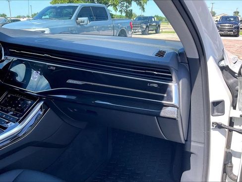Used 2022 Audi Q7 3.0T Premium AWD/4WD image 23