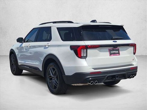New 2026 Ford Explorer ST AWD/4WD image 9