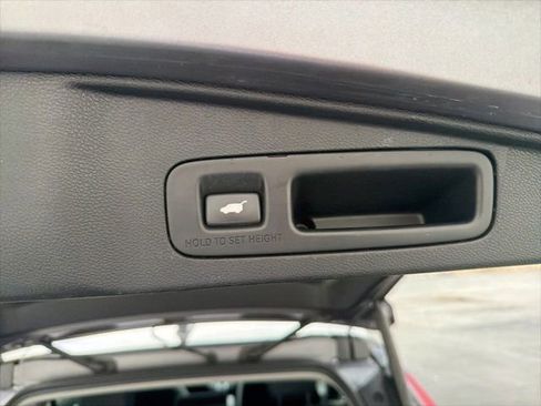 Used 2020 Honda CR-V EX-L image 16