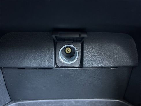 Used 2025 MAZDA CX-50 AWD 2.5 S w/ Preferred Package image 32