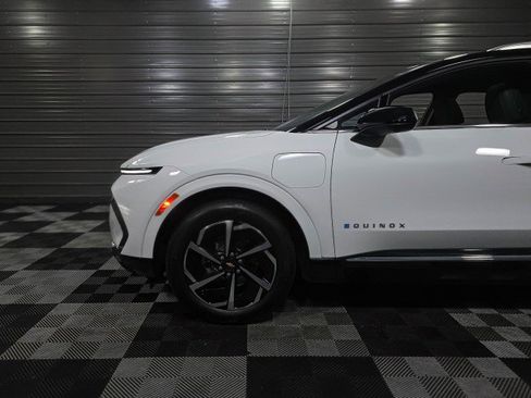 Used 2025 Chevrolet Equinox EV LT image 39