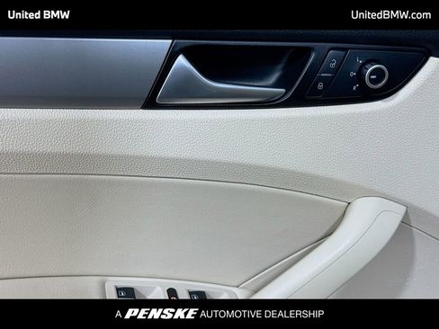 Used 2015 Volkswagen Passat 1.8T Wolfsburg Edition image 3