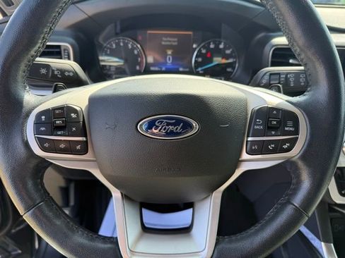 Used 2021 Ford Explorer XLT w/ Equipment Group 202A image 20