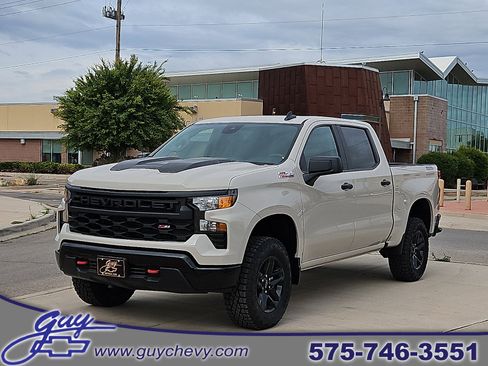 New 2026 Chevrolet Silverado 1500 Custom Trail Boss AWD/4WD image 1