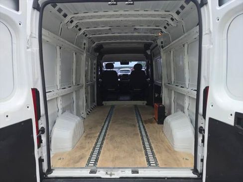 Used 2023 RAM ProMaster 2500 FWD image 13