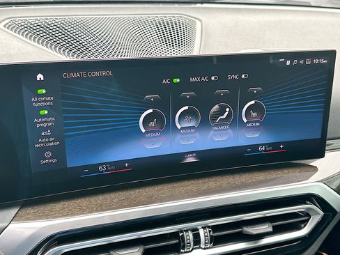 Used 2023 BMW 330i Sedan w/ Premium Package RWD image 13