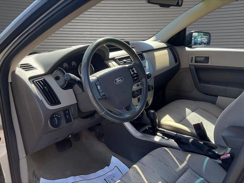 Used 2008 Ford Focus SE FWD image 16