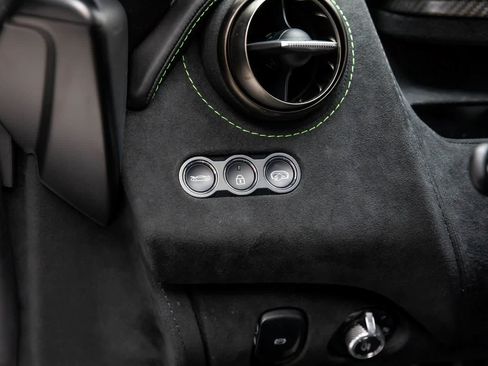 Used 2023 McLaren 720S Performance image 27