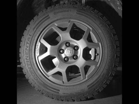 Used 2025 Honda Pilot TrailSport image 10