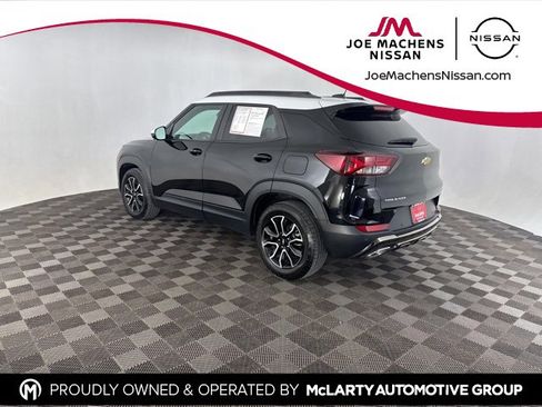 Used 2023 Chevrolet TrailBlazer ACTIV w/ Sun and Liftgate Package image 7