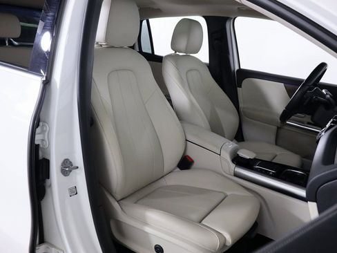 Certified 2023 Mercedes-Benz GLA 250 4MATIC w/ Premium Package image 52