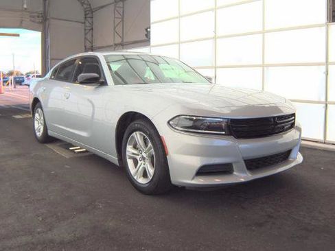 Used 2023 Dodge Charger SXT image 2