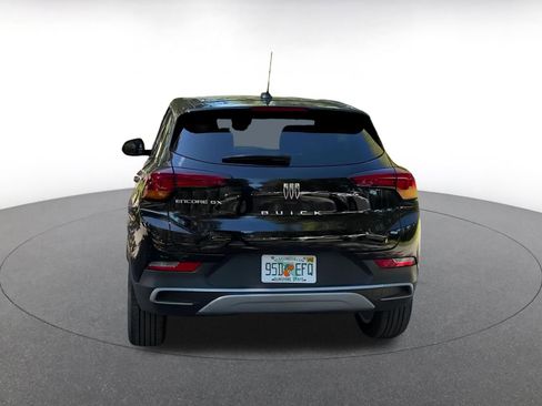 Used 2025 Buick Encore GX Preferred image 12