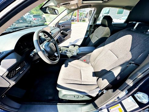 Used 2024 Honda Accord EX image 12