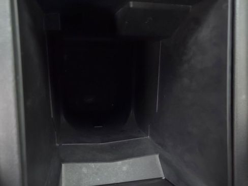 Used 2024 Ford Edge ST-Line image 46