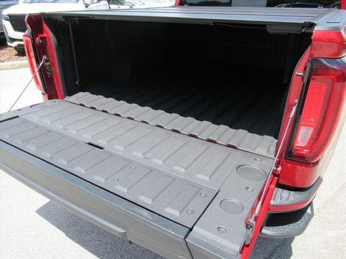 Used 2024 GMC Sierra 1500 Denali w/ Denali Reserve Package AWD/4WD image 35