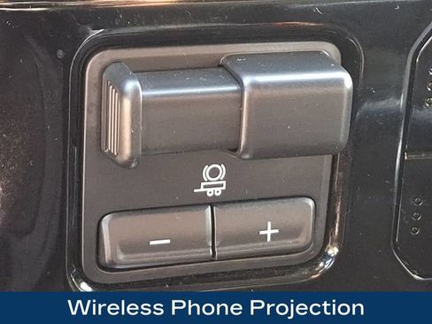 Used 2023 Chevrolet Silverado 1500 RST AWD/4WD image 18