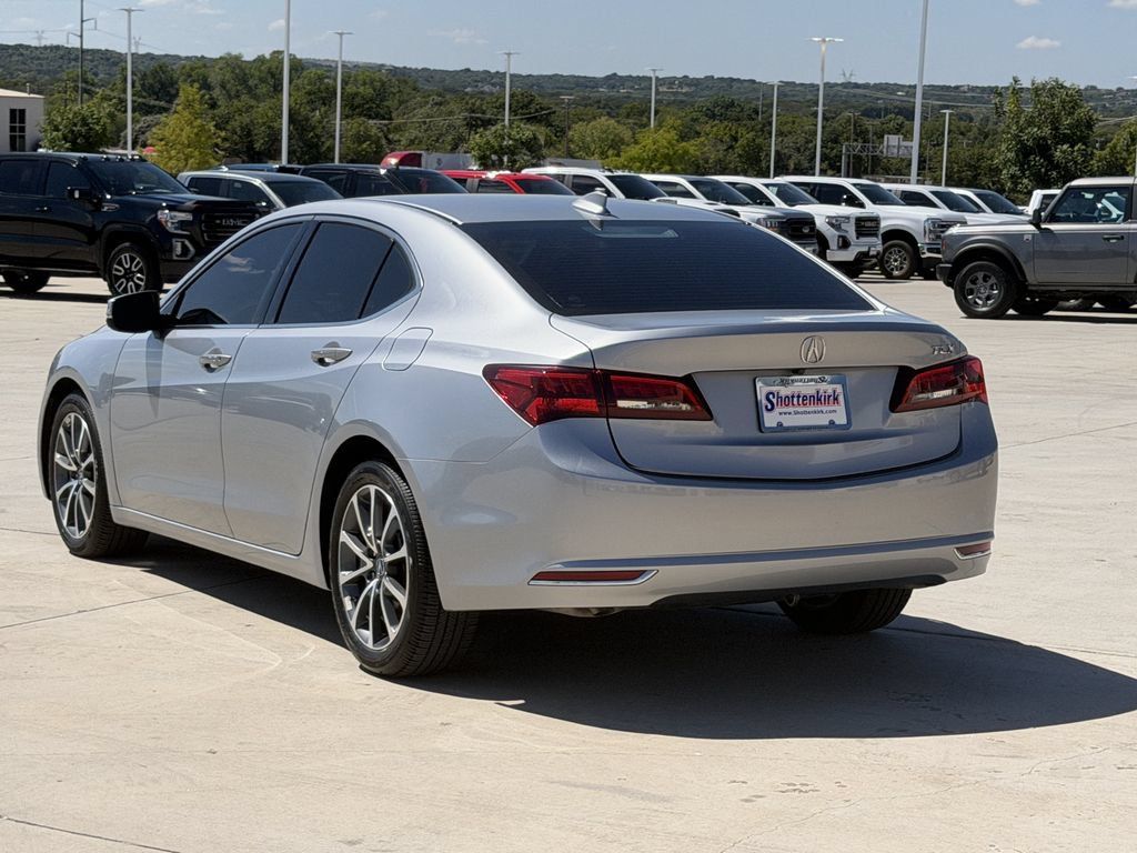 Used 2017 Acura TLX w/ Technology Package FWD image 4