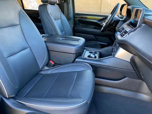 Used 2023 Chevrolet Suburban Premier image 52