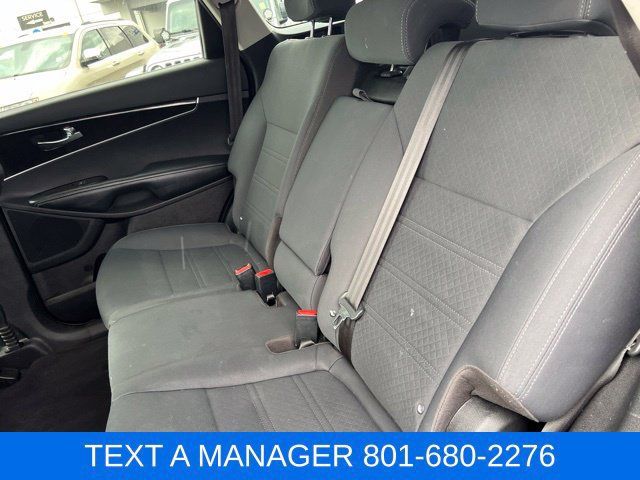 Used 2018 Kia Sorento LX AWD/4WD image 31
