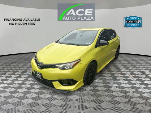 Used 2017 Toyota Corolla iM FWD image 2