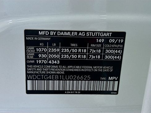 Used 2020 Mercedes-Benz GLA 250 w/ Premium Package image 35