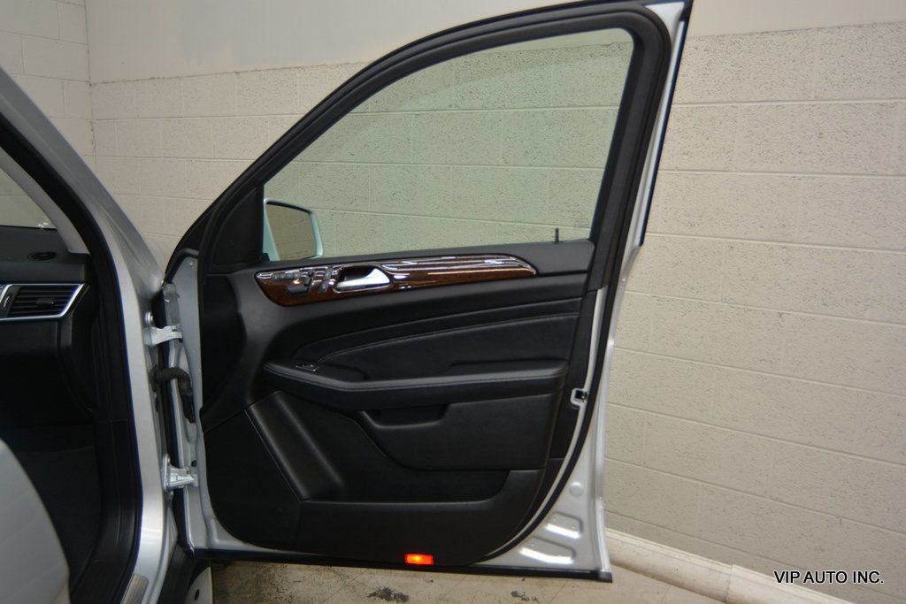 Used 2012 Mercedes-Benz ML 350 BlueTEC 4MATIC image 8
