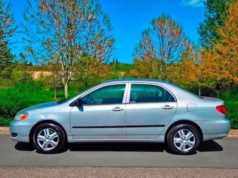Used 2007 Toyota Corolla CE image 3