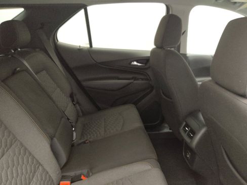 Used 2021 Chevrolet Equinox LT FWD image 19