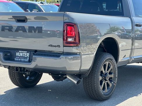 New 2026 RAM 2500 Big Horn AWD/4WD image 8