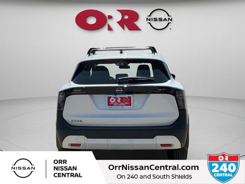 New 2026 Nissan Kicks SV w/ Cold Weather Package FWD image 6