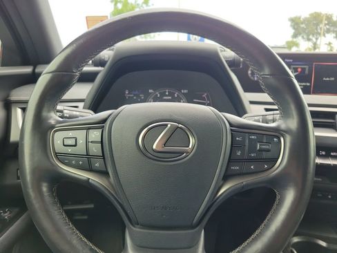 Used 2021 Lexus UX 200 w/ Premium Package FWD image 20