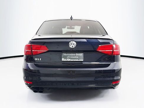 Used 2018 Volkswagen Jetta GLI FWD image 6