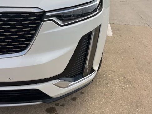Used 2023 Cadillac XT6 Premium Luxury w/ Technology Package AWD/4WD image 10