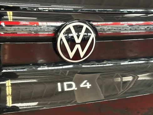 Used 2022 Volkswagen ID.4 Pro S image 36