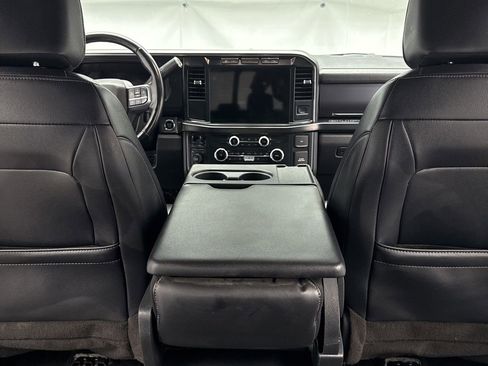 Used 2023 Ford F350 Lariat w/ Chrome Package image 40